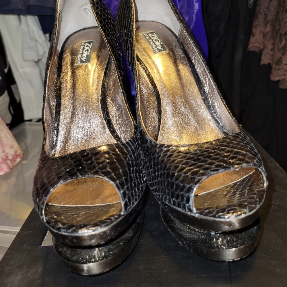 Black label Croc crystal high heel open toe pumps